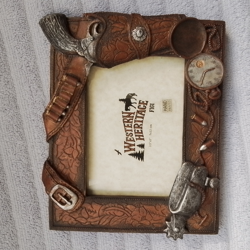 Figi Western Heritage Tooled Leather Western theme Photo Picture Frame